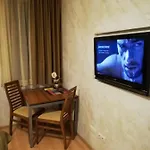Hq Park Hotel *