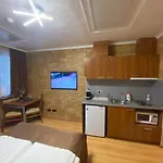Hq Park Hotel