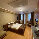 Hotel Hq Park *