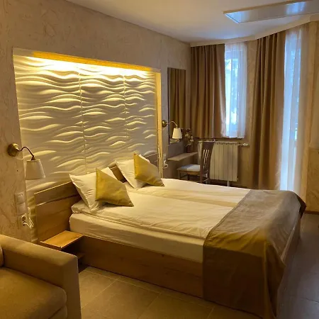 Hq Park 酒店 波罗维茨